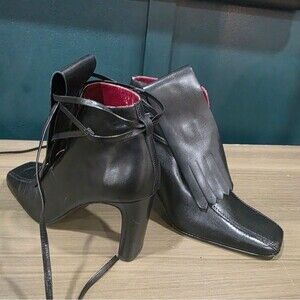 Black Leather Fringe Pilgrim Edwardian Blade Heel Ankle Bootie Sz 7B Made Italy